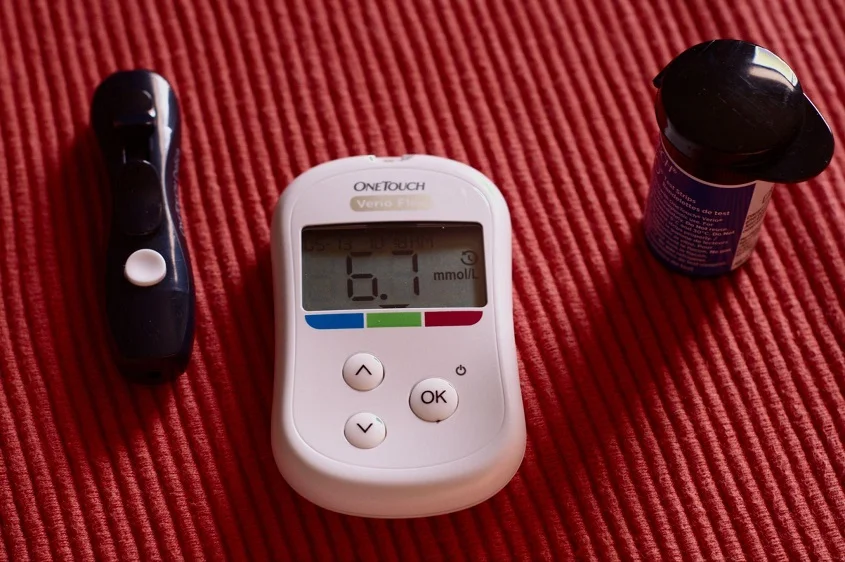 A device for measuring blood sugar