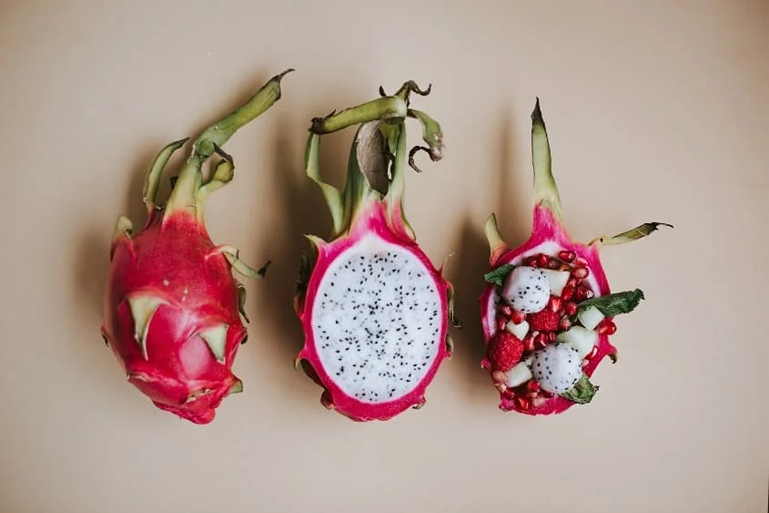 what does dragon fruit taste like