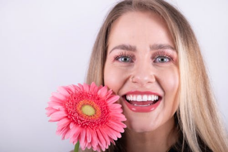 What Happens If You Don’t Replace Missing Teeth? Illustration showing effects of missing tooth including shifting teeth, bone loss, and bite misalignment in the jaw.