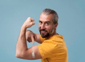 Beyond Testosterone: Why Nandrolone Is Becoming the Recovery Compound Older Men Trust Medical illustration of a knee joint and musculoskeletal health