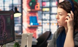 Why Call Centers Make You Repeat Yourself (And How Conversation AI Is Fixing It) Customer service agent using AI-powered call analysis